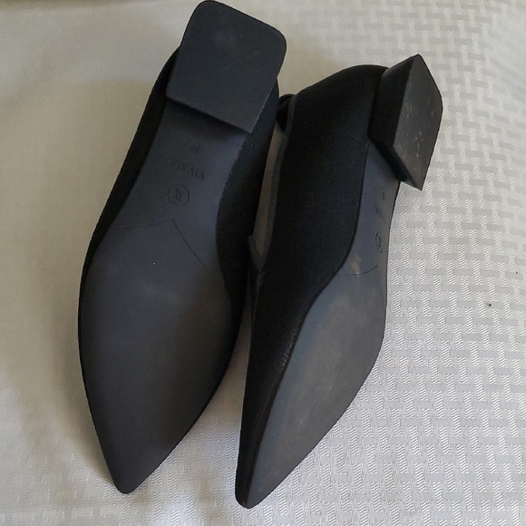 VIVAIA Sleek Black Slipon Flats Sz 8 - Picture 6 of 13